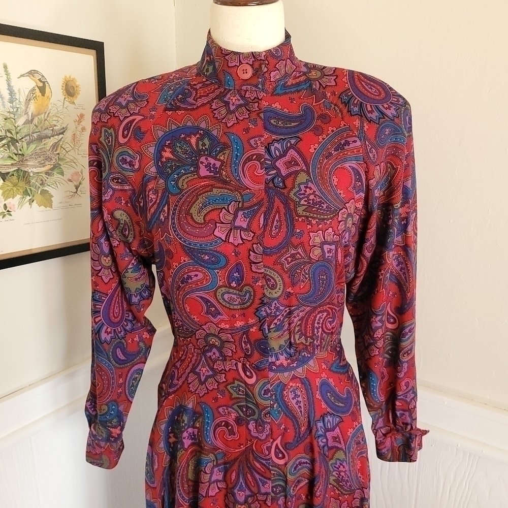 Vintage 70s Burgundy Paisley Button Front Long Sleeve Pleated Shirt Dress Size 4 - Picture 3 of 16